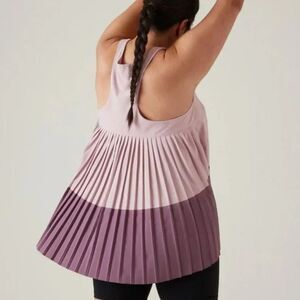 Athleta Swing Forward Pleated Tank LARGE - New with Tags